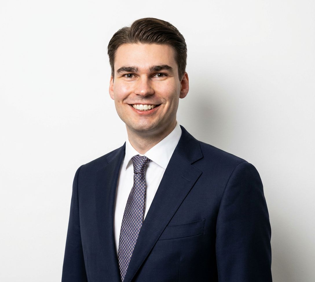 Porträt von Paul Eckhardt, Co-Founder & Strategy Lead bei Vector Tec